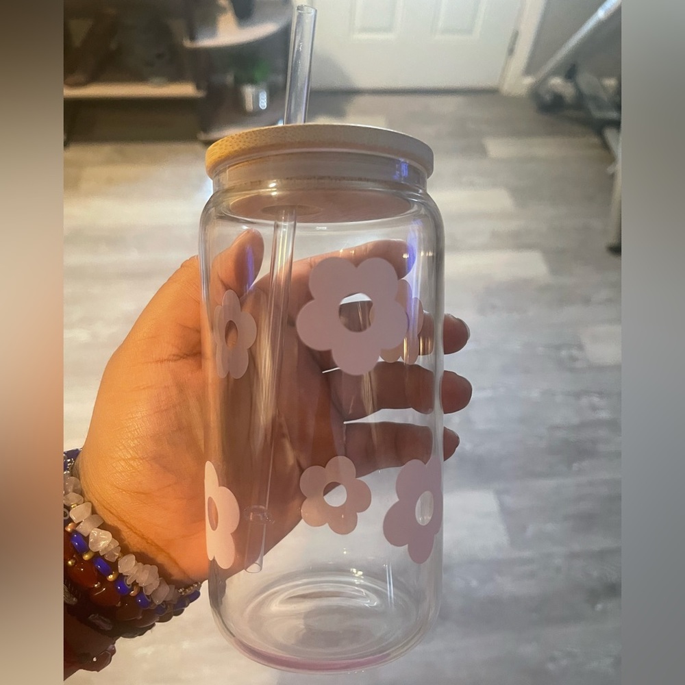 Lilac Retro. Flower Clear Beer Can Glass Cup